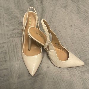 Express high heel